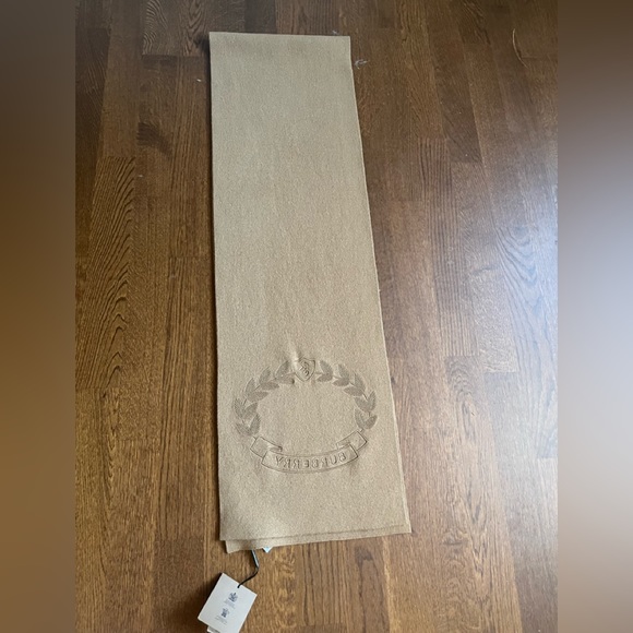 NWT Burberry scarf - Picture 2 of 7